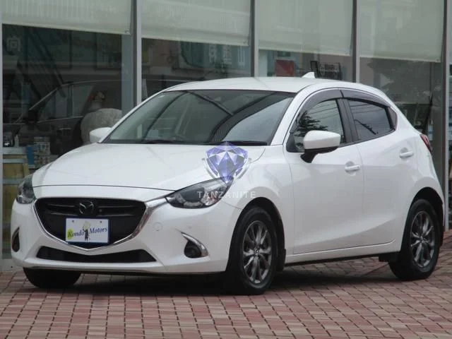 2019 Mazda Demio