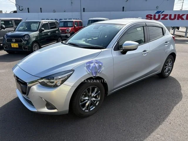 2017 Mazda Demio