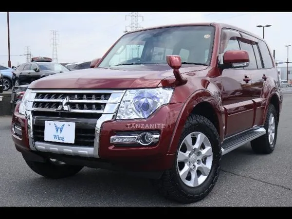 2017 Mitsubishi Pajero
