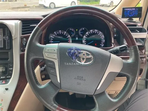 2012 Toyota Vellfire