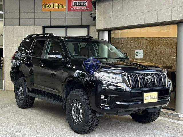 2022 Toyota Land Cruiser Prado