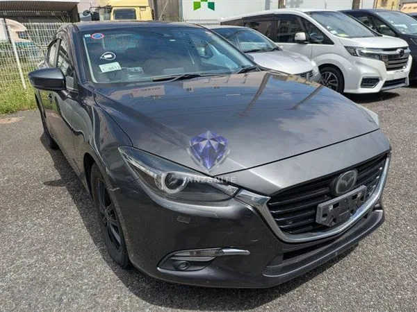 2016 Mazda Axela
