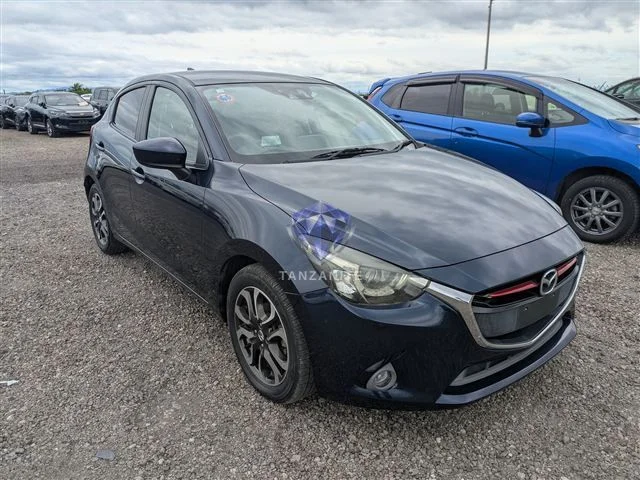 2014 Mazda Demio