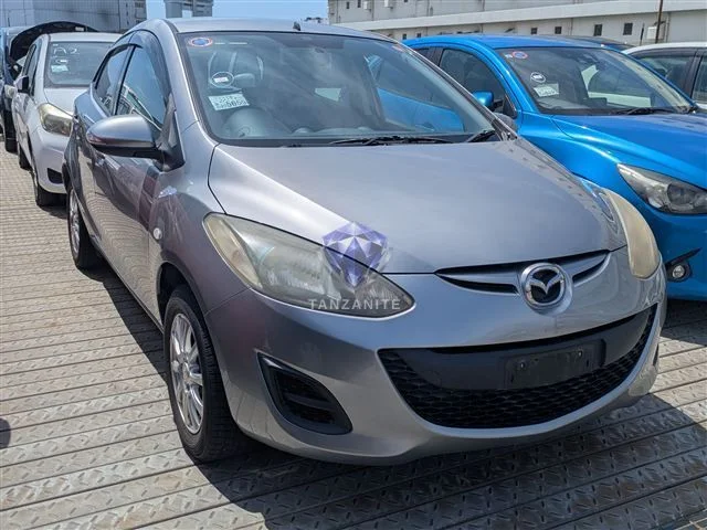 2012 Mazda Demio