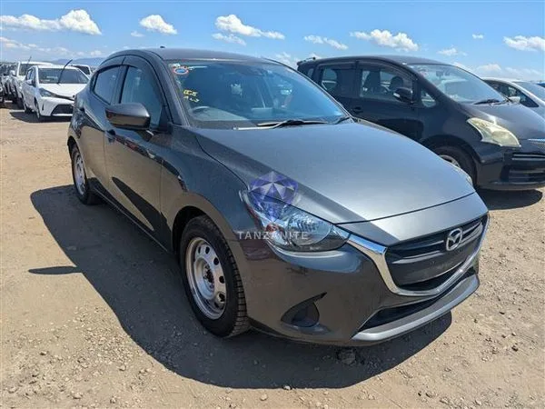 2017 Mazda Demio