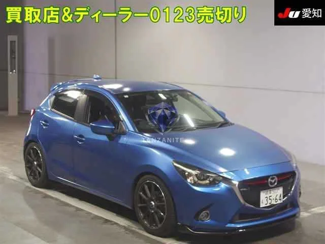 2016 Mazda Demio