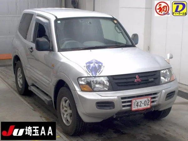2002 Mitsubishi Pajero