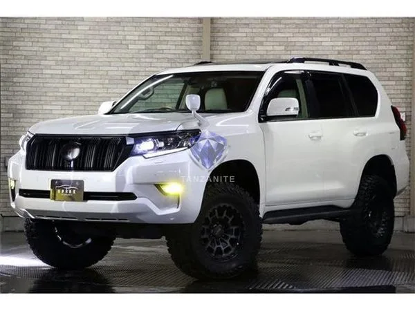 2018 Toyota Land Cruiser Prado