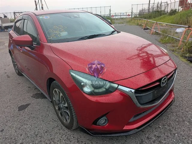 2016 Mazda Demio