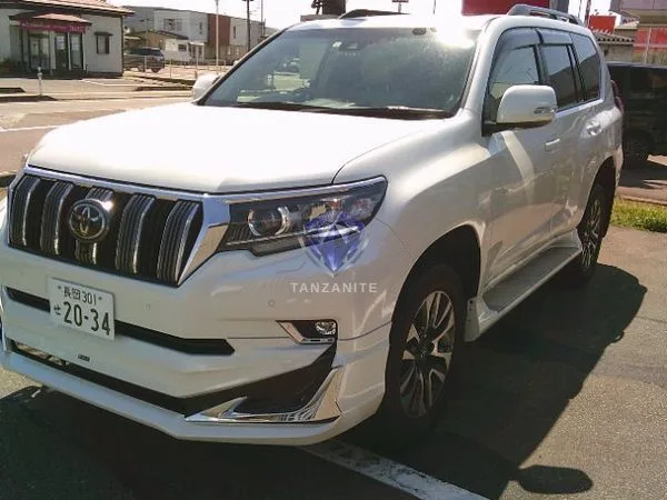 2023 Toyota Land Cruiser Prado