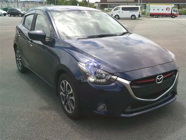 2016 Mazda Demio