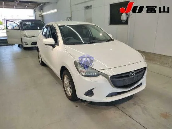 2018 Mazda Demio