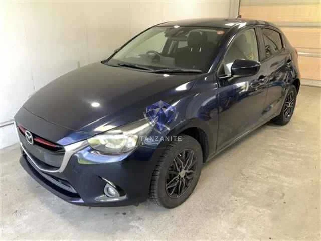 2016 Mazda Demio