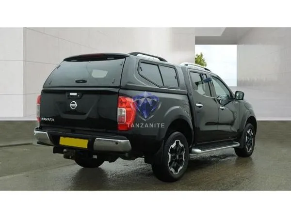 2021 Nissan Navara