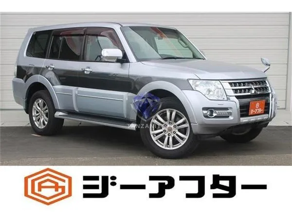 2014 Mitsubishi Pajero