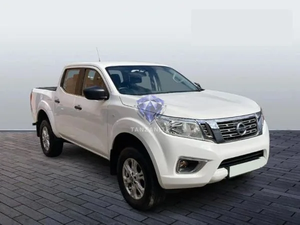 2023 Nissan Navara
