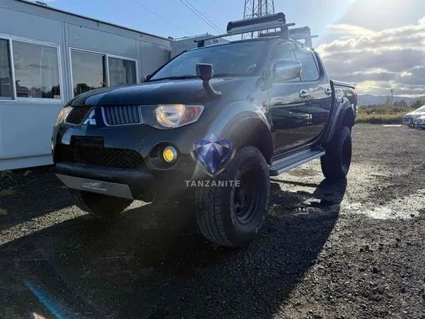 2006 Mitsubishi Triton