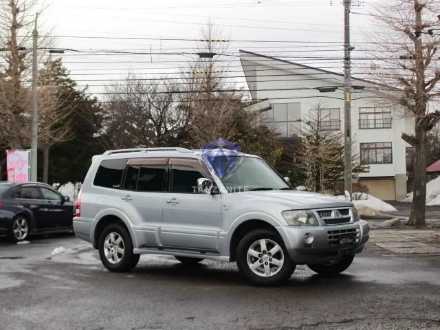 2005 Mitsubishi Pajero