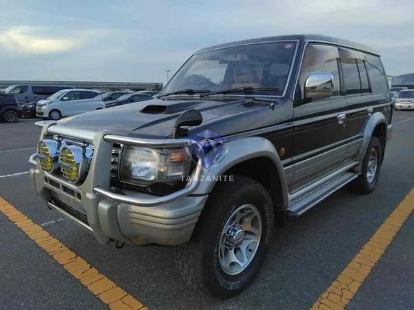 1996 Mitsubishi Pajero