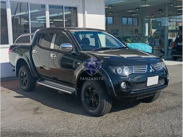 2006 Mitsubishi Triton