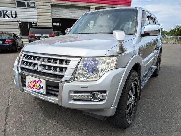 2014 Mitsubishi Pajero