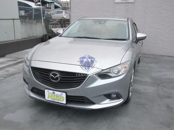 2014 Mazda Atenza