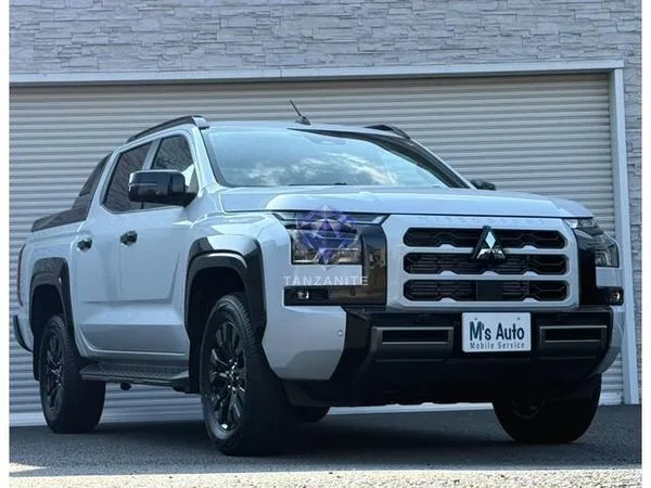 2025 Mitsubishi Triton