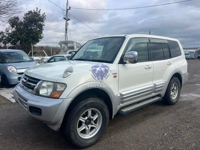 2000 Mitsubishi Pajero